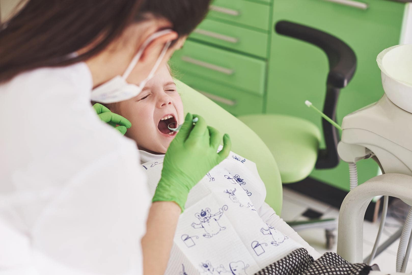 Tips On Choosing The Right Pediatric Dentist